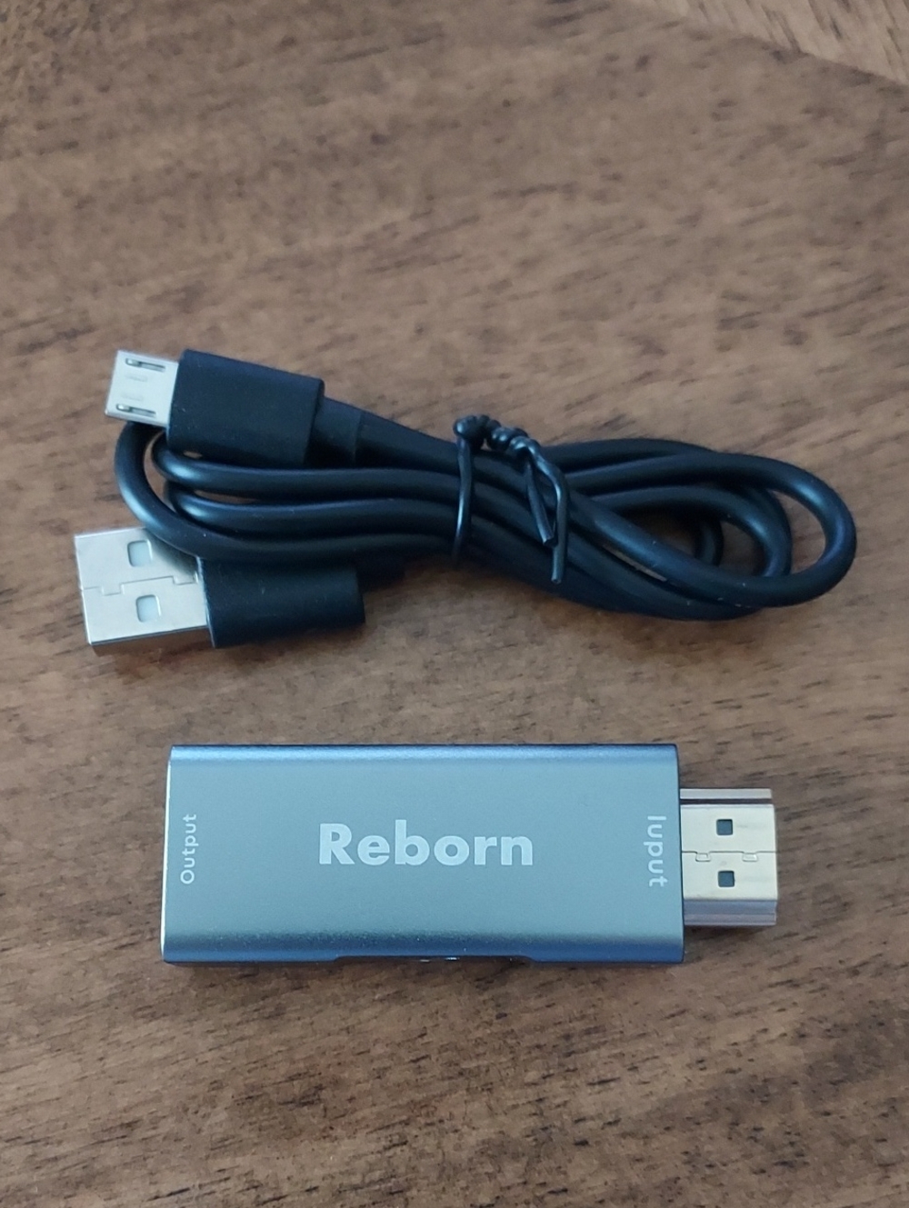 Reborn HDMI to Display Port Adapter